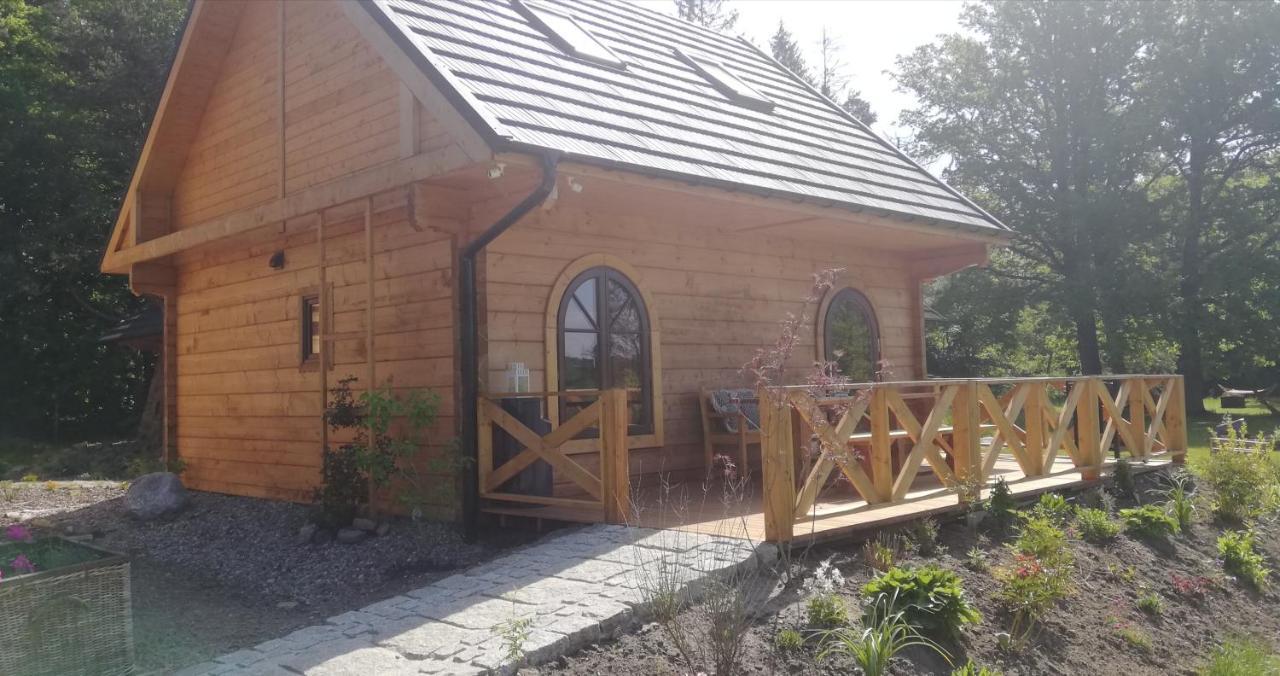 Woodorf Drewnem Uslane - Domki Z Bala Nad Rzeka Slupia Wsrod Pol I Lasow Z Chata Grillowa, Ogniskiem I Placami Zabaw Dla Dzieci Ustka Dış mekan fotoğraf