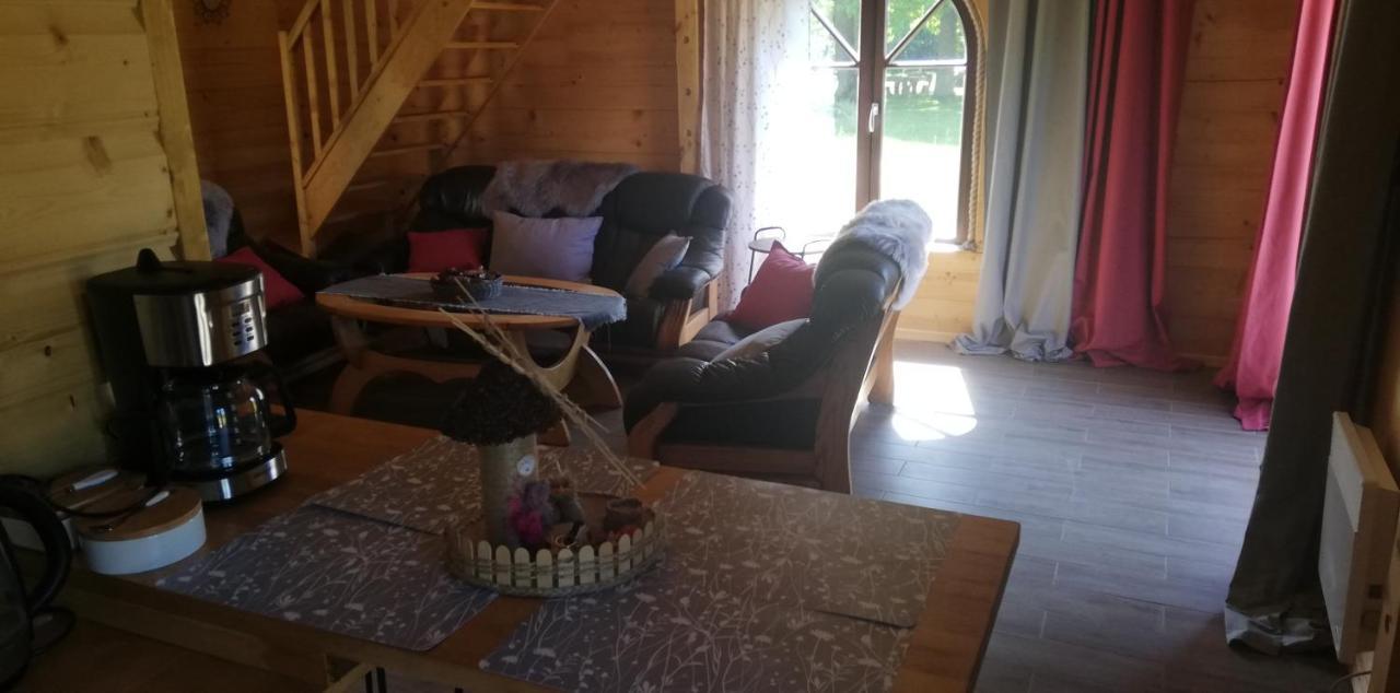 Woodorf Drewnem Uslane - Domki Z Bala Nad Rzeka Slupia Wsrod Pol I Lasow Z Chata Grillowa, Ogniskiem I Placami Zabaw Dla Dzieci Ustka Dış mekan fotoğraf